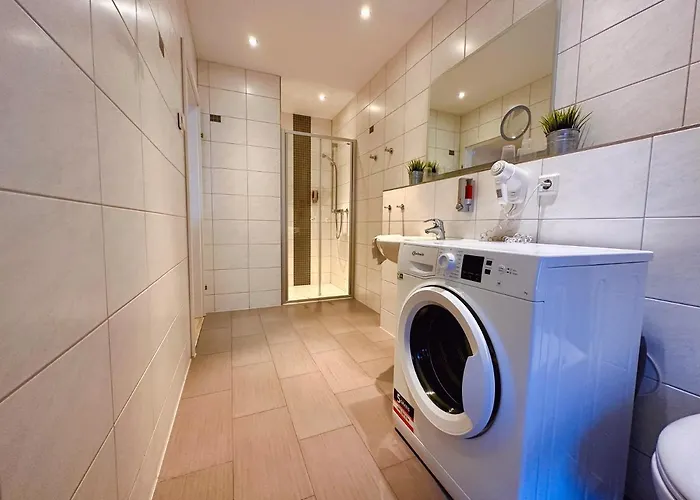 伊丽莎白小屋宾馆 招待所 3*